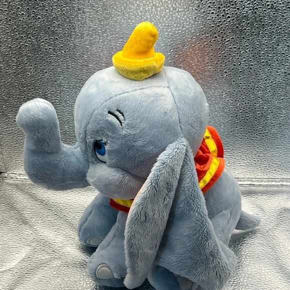 DISNEY PARKS Dumbo - Picture 2 of 4